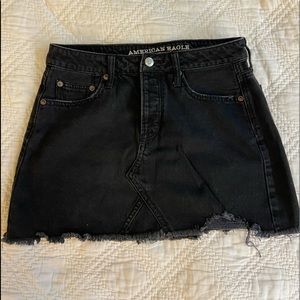 AMERICAN EAGLE Black Denim Skirt